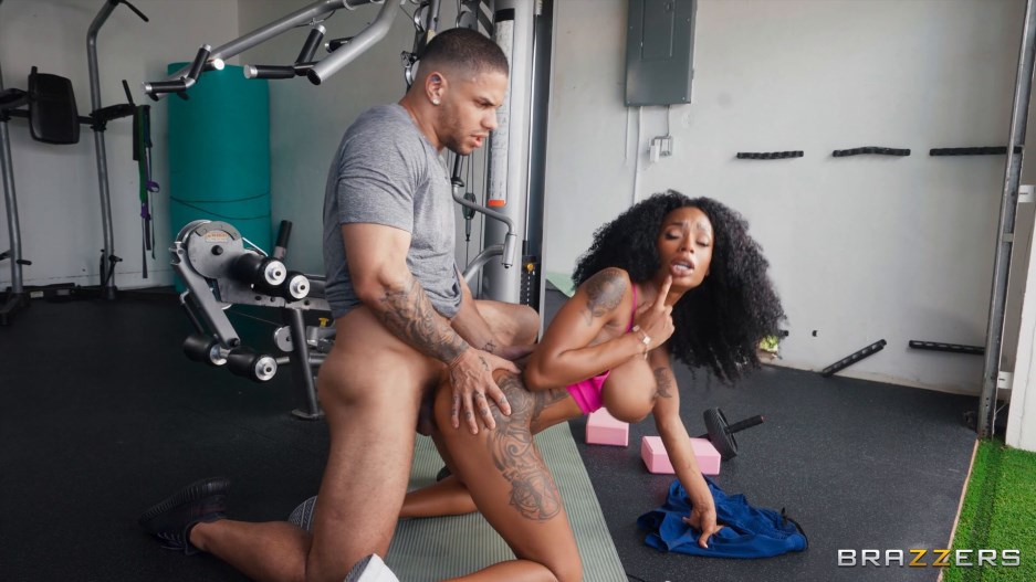Sarai Minx - Cum, Slip Inside This MILF - BrazzersExxtra